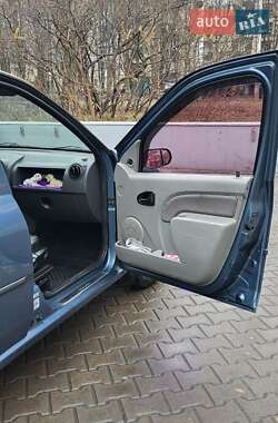 Седан Dacia Logan 2008 в Кривом Роге