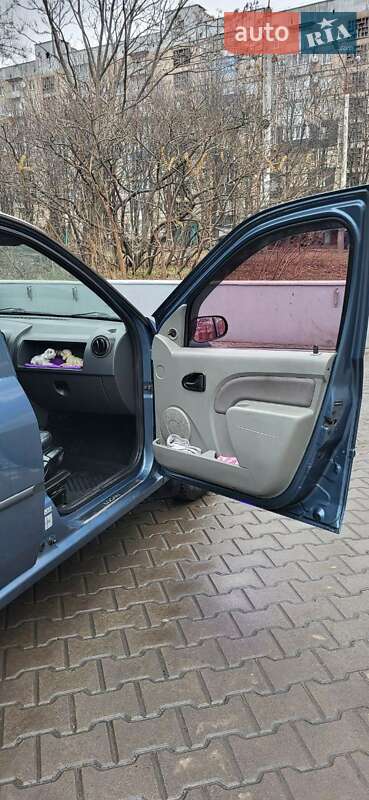 Седан Dacia Logan 2008 в Кривом Роге