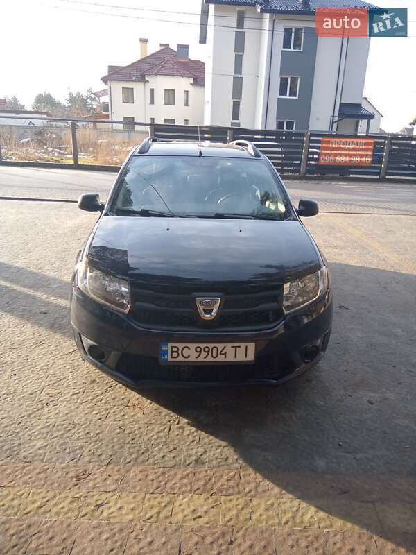Седан Dacia Logan 2014 в Львове