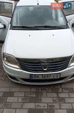 Седан Dacia Logan 2011 в Ровно