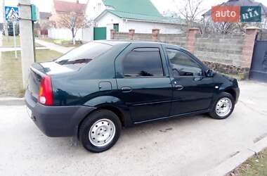 Седан Dacia Logan 2006 в Вараші