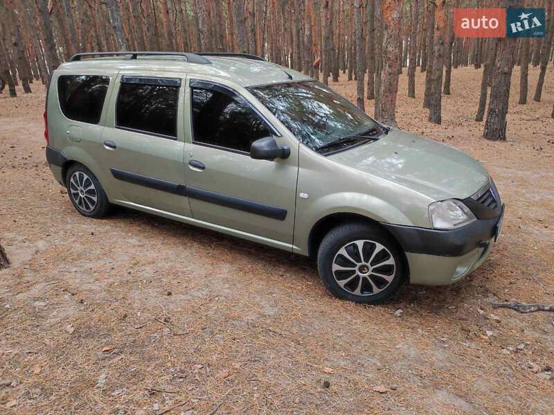 Седан Dacia Logan 2008 в Миколаєві