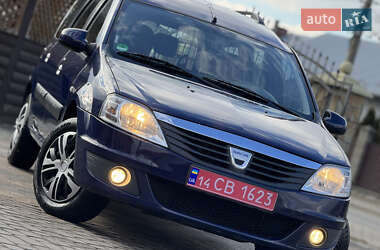 Седан Dacia Logan 2009 в Самборе