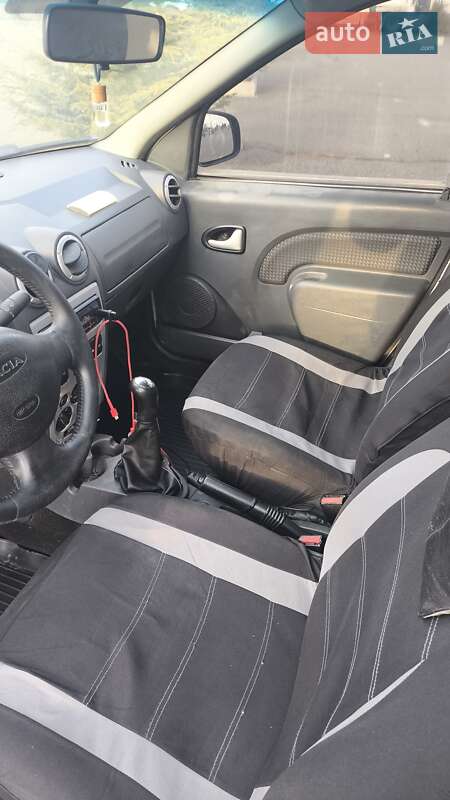 Седан Dacia Logan 2007 в Одессе фото 9 Седан Dacia Logan 2007 в Одессе