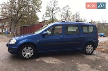 Седан Dacia Logan 2009 в Чернигове