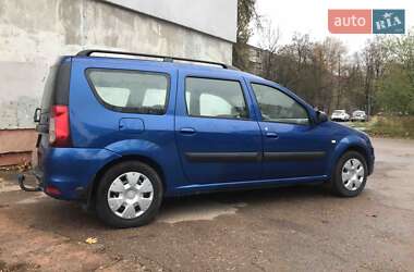 Седан Dacia Logan 2009 в Чернигове