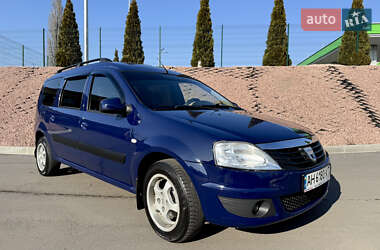 Седан Dacia Logan 2009 в Хмельницком