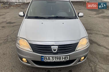 Седан Dacia Logan 2009 в Києві