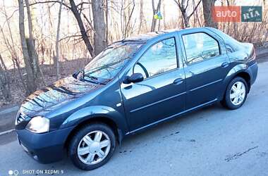 Седан Dacia Logan 2007 в Надворной