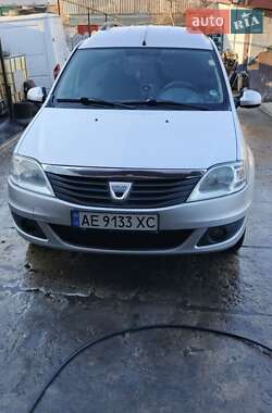 Седан Dacia Logan 2009 в Днепре