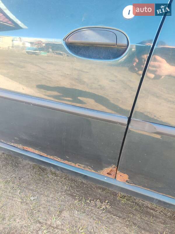 Седан Dacia Logan 2006 в Каменке-Бугской