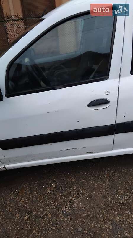 Седан Dacia Logan 2010 в Ивано-Франковске