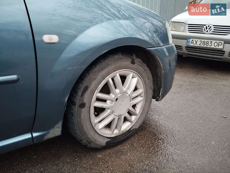 Седан Dacia Logan 2007 в Днепре