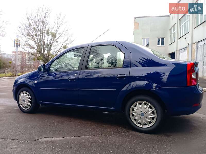 Седан Dacia Logan 2009 в Рівному