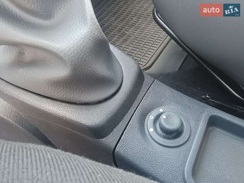 Седан Dacia Logan 2010 в Харькове