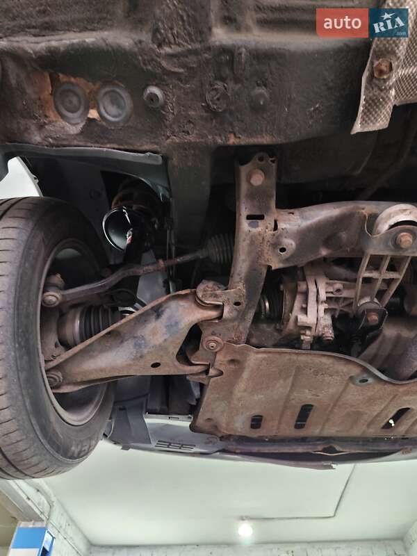 Седан Dacia Logan 2007 в Києві