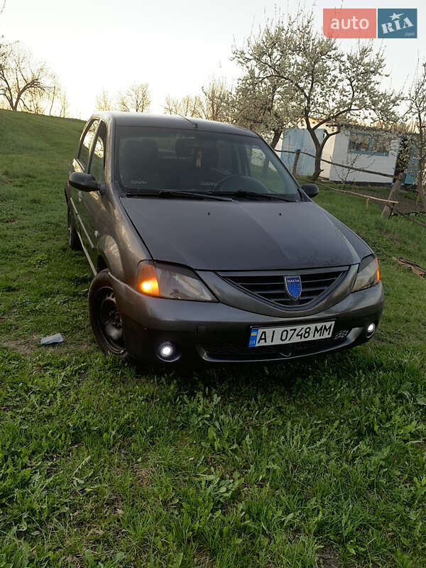 Седан Dacia Logan 2006 в 