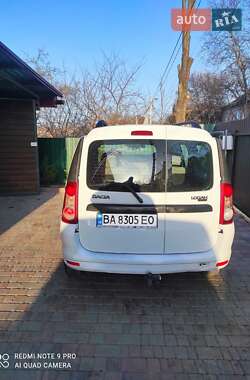 Седан Dacia Logan 2010 в 