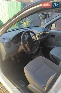 Седан Dacia Logan 2010 в 