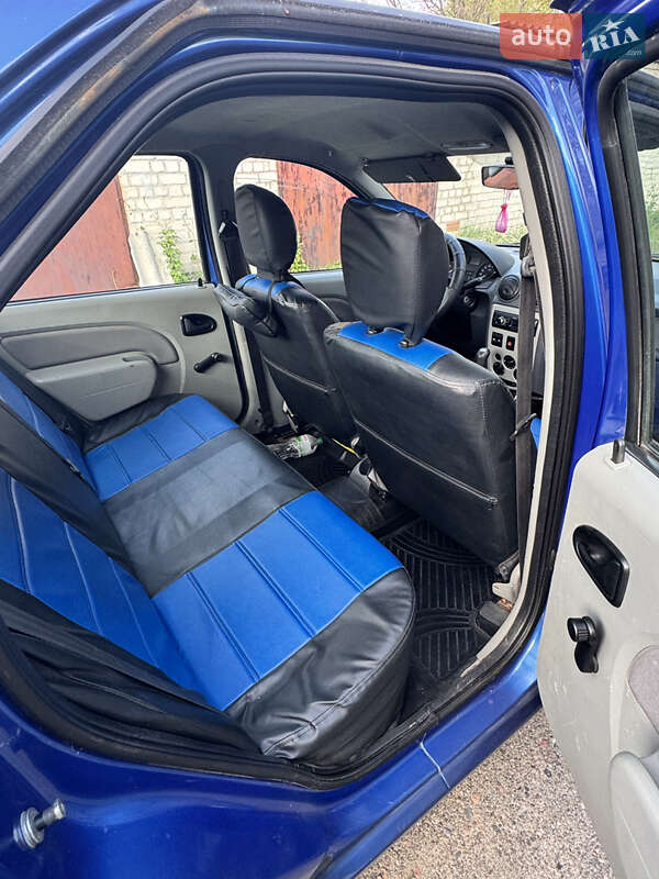 Седан Dacia Logan 2007 в Кролевце