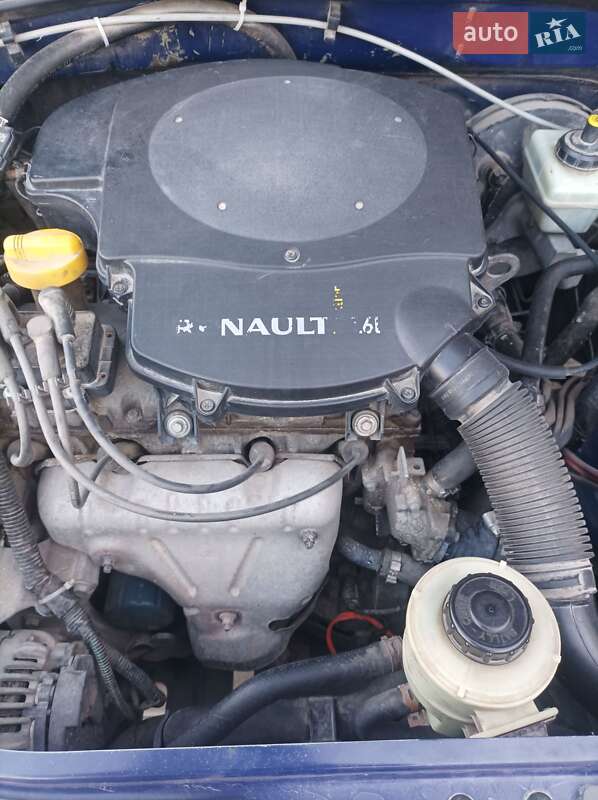 Седан Dacia Logan 2009 в Чорткові