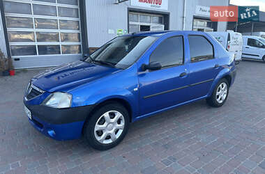 Седан Dacia Logan 2006 в Сарнах