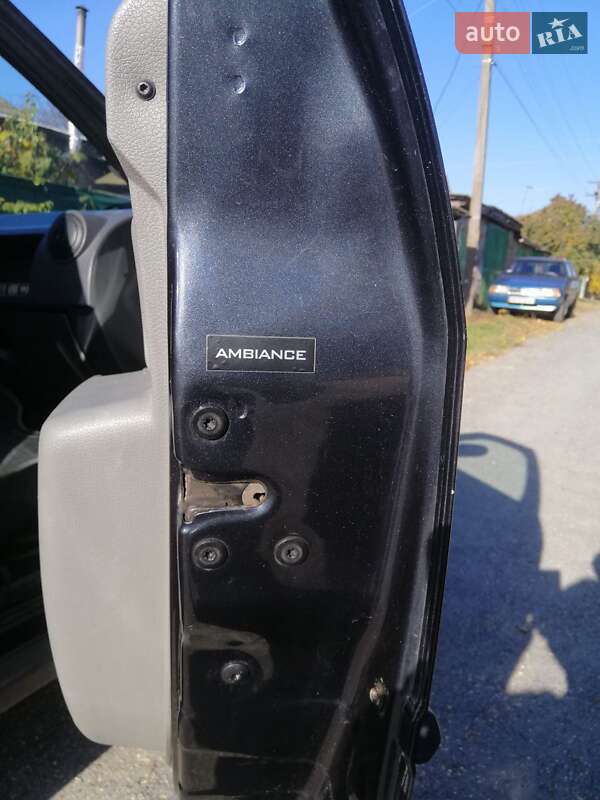 Седан Dacia Logan 2008 в Києві