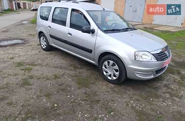 Седан Dacia Logan 2009 в 