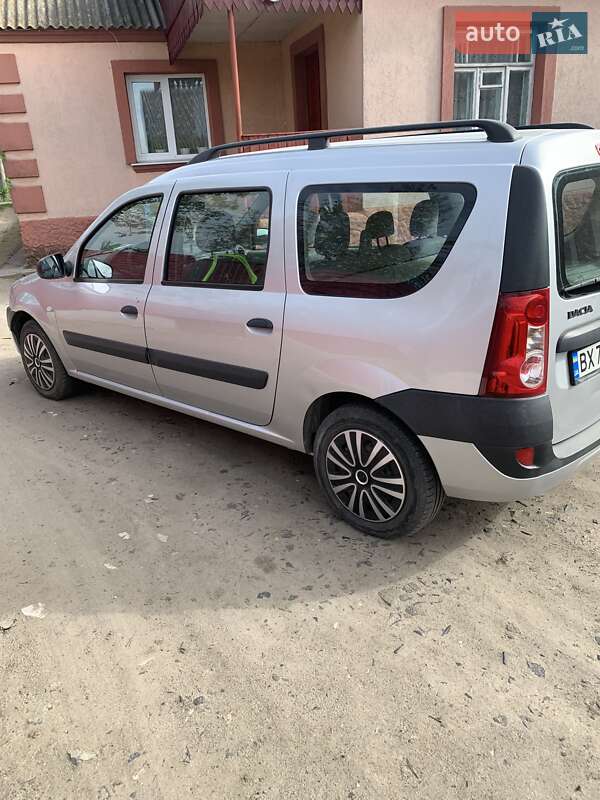 Седан Dacia Logan 2008 в Ровно