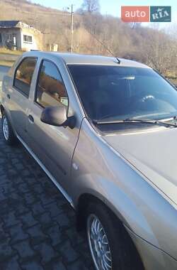 Седан Dacia Logan 2008 в Мукачево