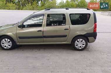 Седан Dacia Logan 2008 в Вишневце