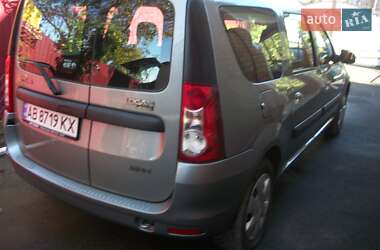 Седан Dacia Logan 2009 в 