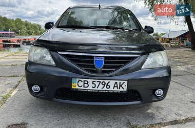 Седан Dacia Logan 2008 в Києві