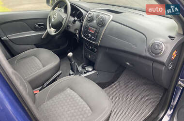 Седан Dacia Logan 2015 в 