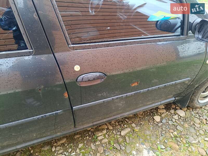 Седан Dacia Logan 2007 в Бориславі