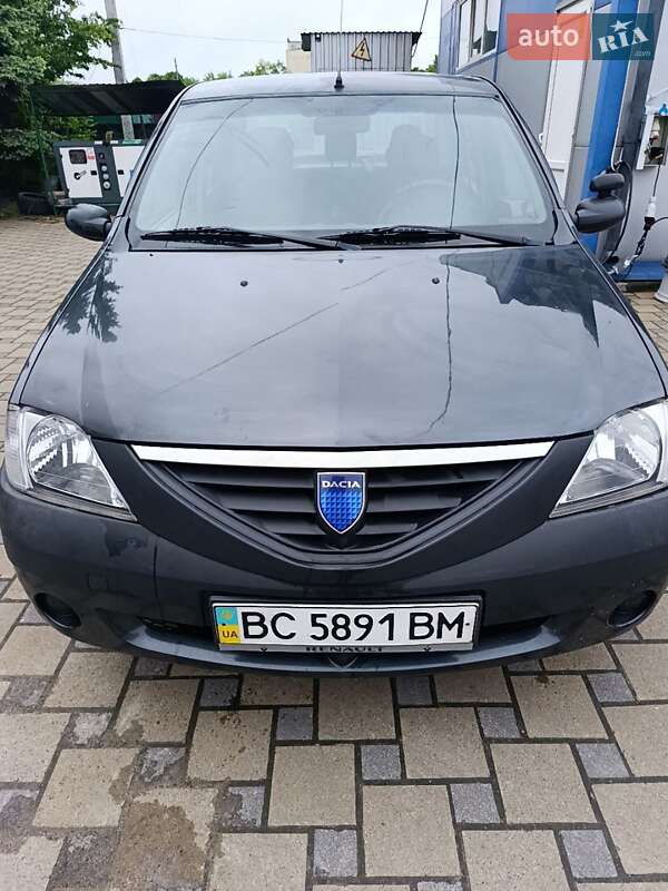 Седан Dacia Logan 2008 в Львові