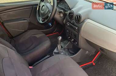 Седан Dacia Logan 2009 в 