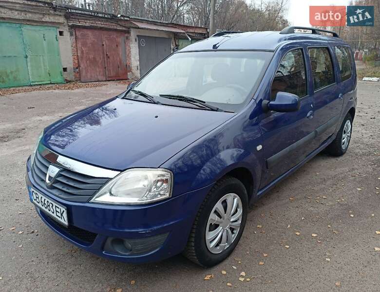 Седан Dacia Logan 2009 в 