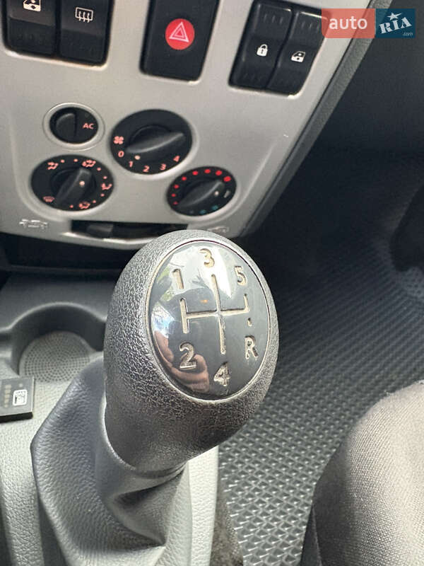 Седан Dacia Logan 2008 в Виннице фото 27 Седан Dacia Logan 2008 в Виннице