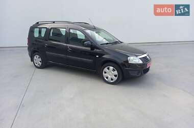 Седан Dacia Logan 2009 в 