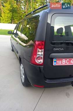 Седан Dacia Logan 2009 в 