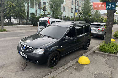 Седан Dacia Logan 2008 в Умани
