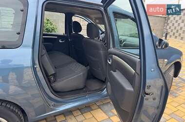 Седан Dacia Logan 2011 в 