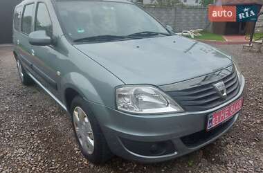 Седан Dacia Logan 2009 в 
