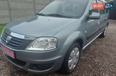 Седан Dacia Logan 2009 в 