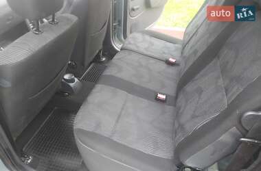 Седан Dacia Logan 2009 в 