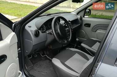 Седан Dacia Logan 2008 в 