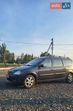 Седан Dacia Logan 2009 в Новоархангельске