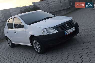 Седан Dacia Logan 2010 в Мукачево