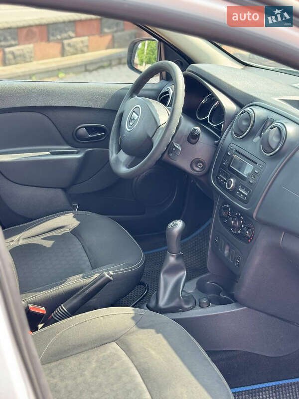 Седан Dacia Logan 2016 в Ровно фото 9 Седан Dacia Logan 2016 в Ровно